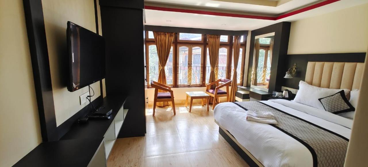 The Gangtok Heritage Inn Екстериор снимка